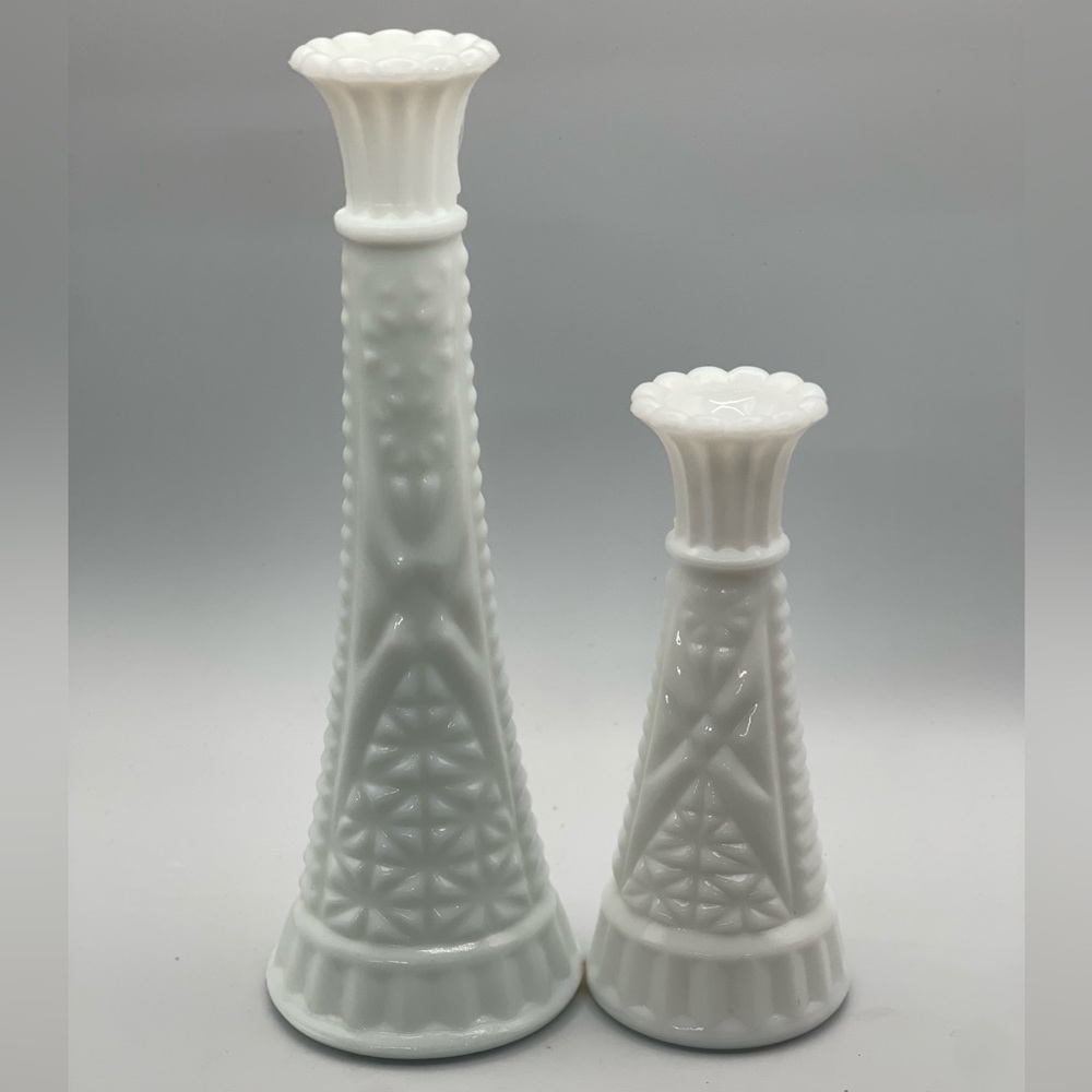 Westmoreland Old Quilt Milk Glass Bud Vase Set 9” & 6”‎ Scalloped Pair